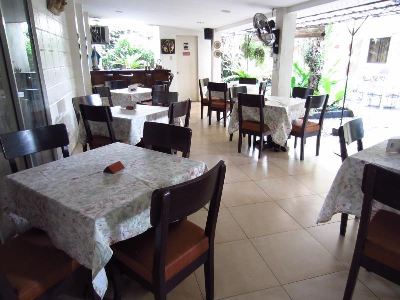 11Th Street Bed And Breakfast Bacolod Buitenkant foto